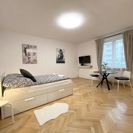 12 Centrum - Mieszkanie Dla 2 Osob Lägenhet *
